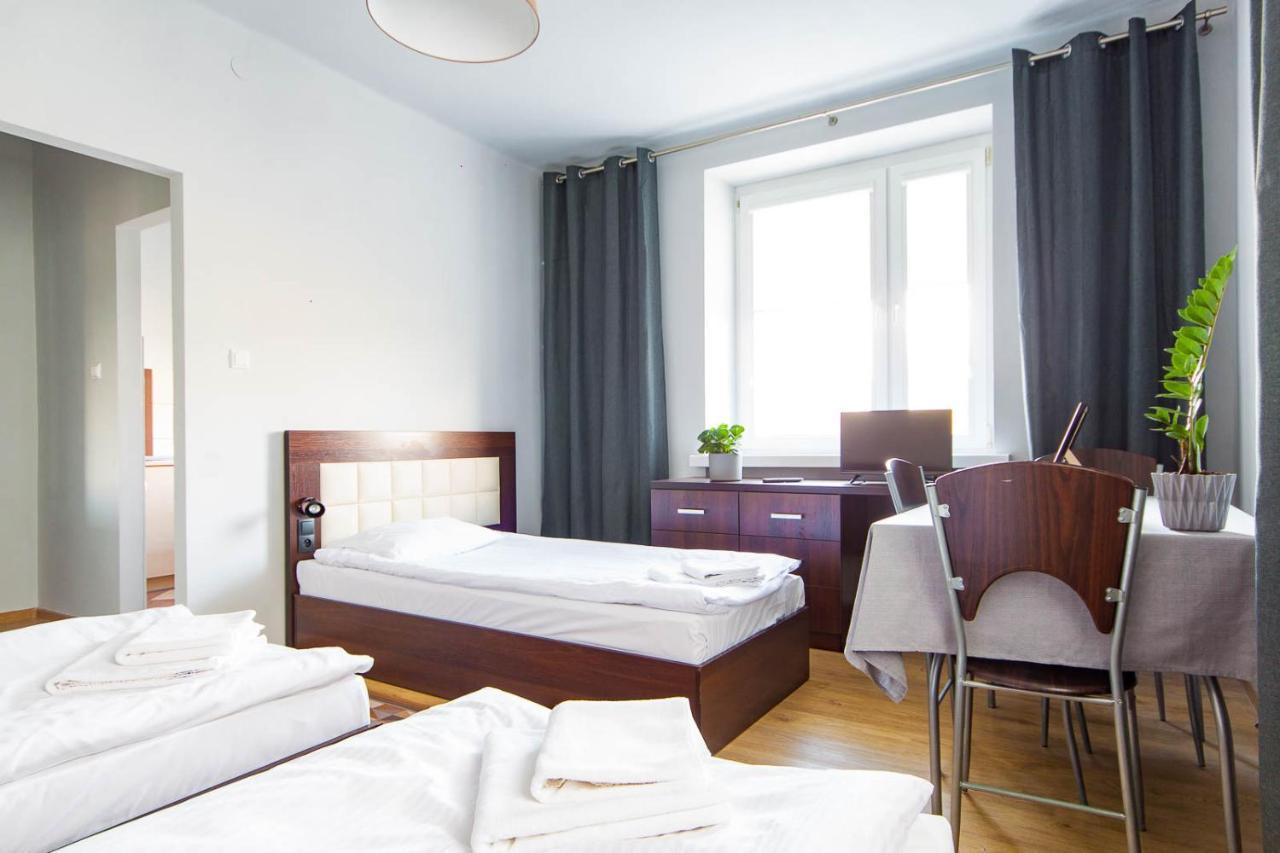Avion Hotel Świdnik Eksteriør billede